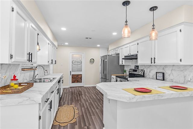 5317 Tartan Cir, Corpus Christi, TX 78413