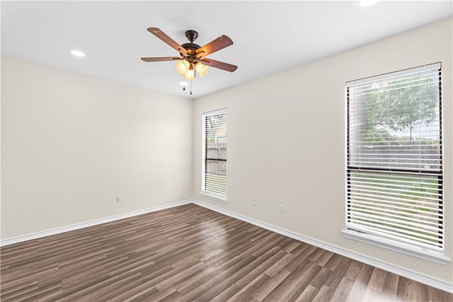 5317 Tartan Cir, Corpus Christi, TX 78413
