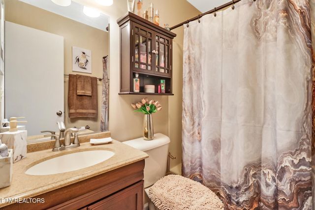 129 Glenwood Drive, Crossville, TN 38558