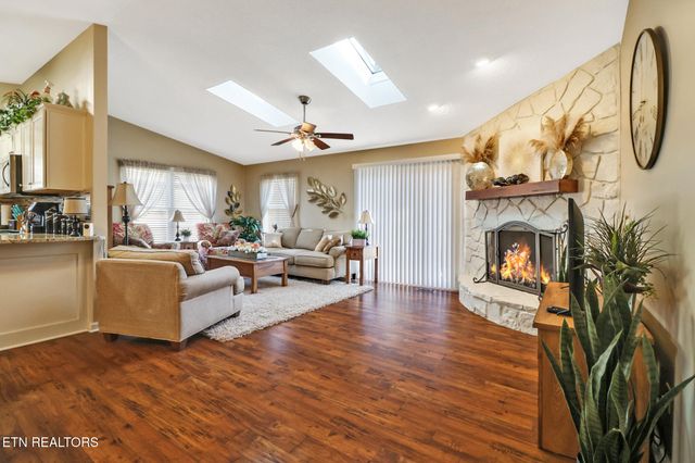 129 Glenwood Drive, Crossville, TN 38558