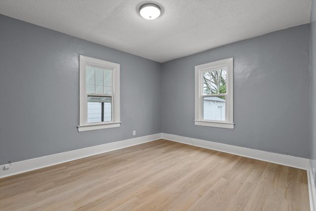 123 S Moore Road, Chattanooga, TN 37411