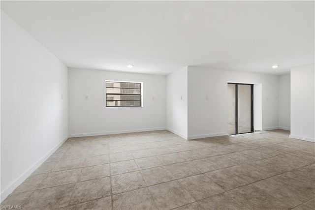 9395 Pennsylvania AVE 6, Bonita Springs, FL 34135