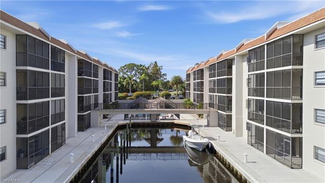 9395 Pennsylvania AVE 6, Bonita Springs, FL 34135