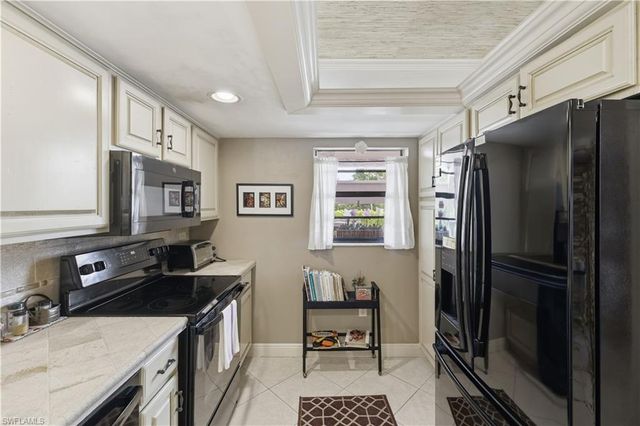 9395 Pennsylvania AVE 6, Bonita Springs, FL 34135