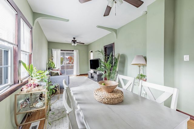 5421 S Mulligan Avenue, Chicago, IL 60638