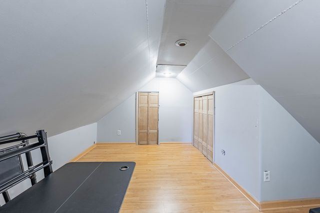 5421 S Mulligan Avenue, Chicago, IL 60638