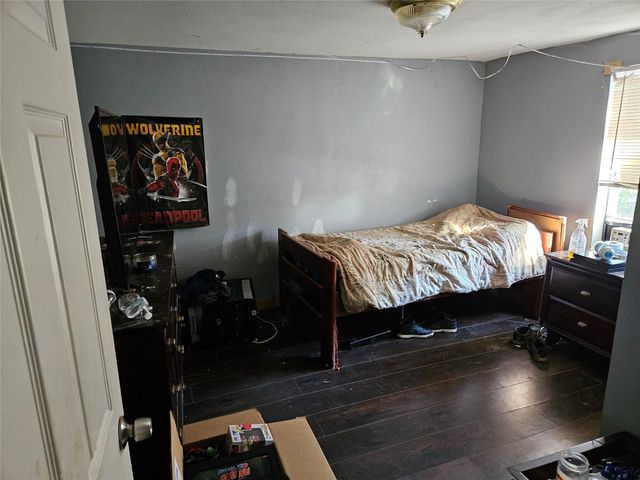 5513 Makeig Street, Houston, TX 77026