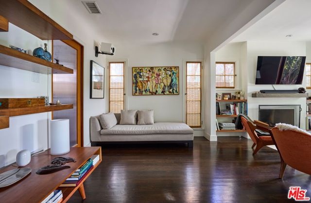 8713 Rangely Avenue, West Hollywood, CA 90048