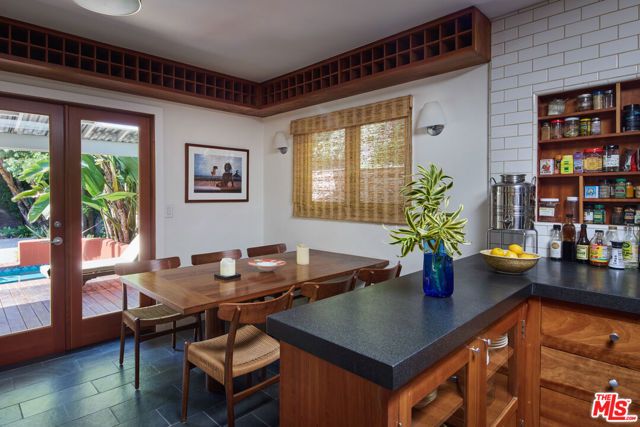 8713 Rangely Avenue, West Hollywood, CA 90048