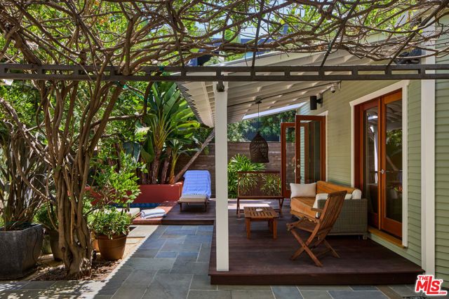 8713 Rangely Avenue, West Hollywood, CA 90048