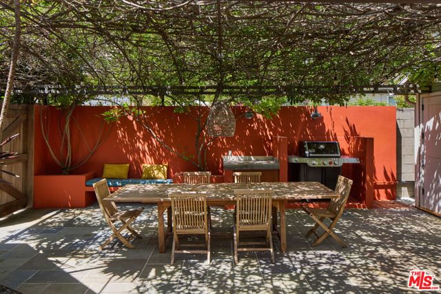 8713 Rangely Avenue, West Hollywood, CA 90048