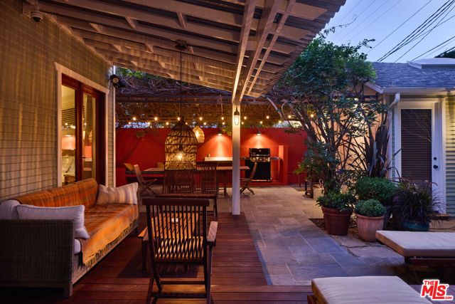 8713 Rangely Avenue, West Hollywood, CA 90048