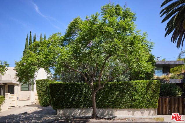 8713 Rangely Avenue, West Hollywood, CA 90048