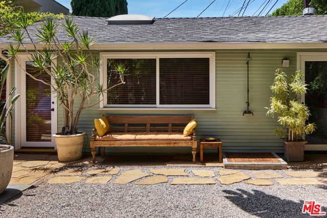 8713 Rangely Avenue, West Hollywood, CA 90048