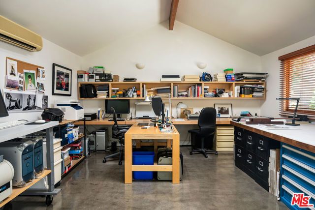 8713 Rangely Avenue, West Hollywood, CA 90048