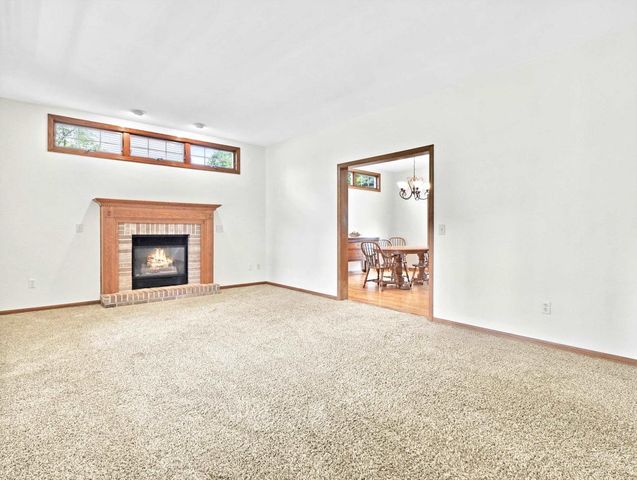 4315 Tanglewood Drive, Janesville, WI 53546