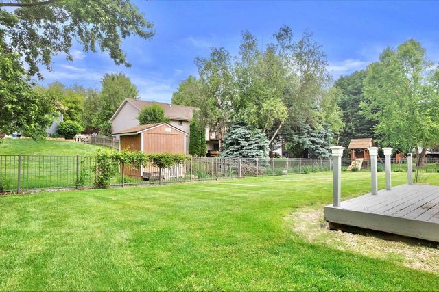 4315 Tanglewood Drive, Janesville, WI 53546