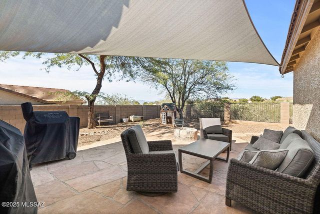 615 E Sterling Canyon Drive, Corona De Tucson, AZ 85641