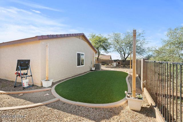 615 E Sterling Canyon Drive, Corona De Tucson, AZ 85641