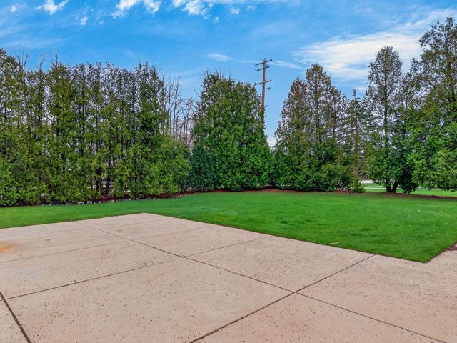 17225 Penbrook DRIVE, Brookfield, WI 53045