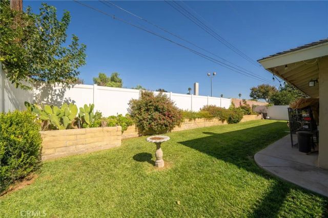 5035 Carlingford Avenue, Riverside, CA 92504