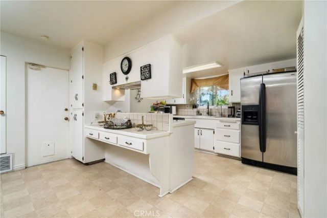 5035 Carlingford Avenue, Riverside, CA 92504