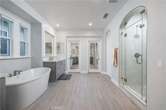 26 Peppertree, Newport Beach, CA 92660