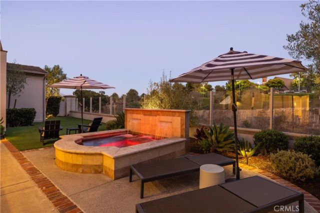26 Peppertree, Newport Beach, CA 92660