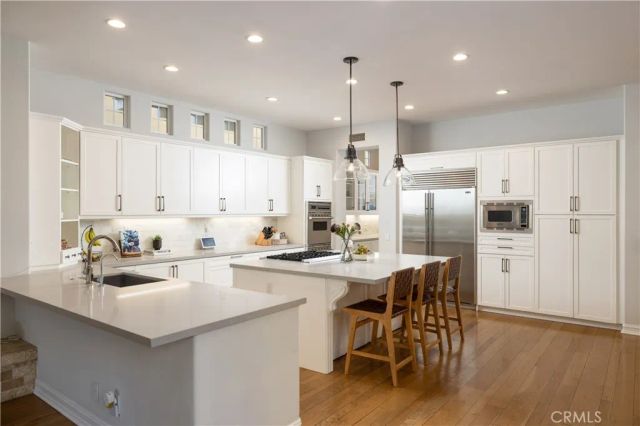 26 Peppertree, Newport Beach, CA 92660