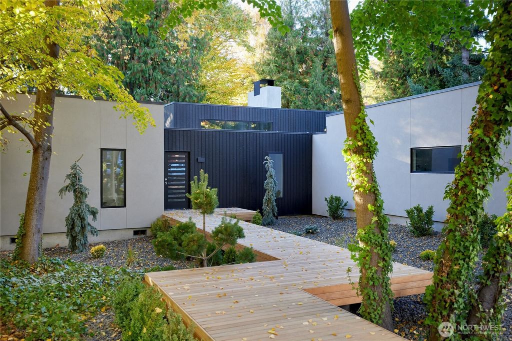 910 Fern Avenue, Walla Walla, WA 99362