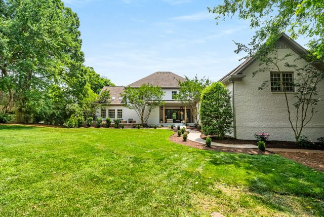 1115 Wilson Pike, Brentwood, TN 37027