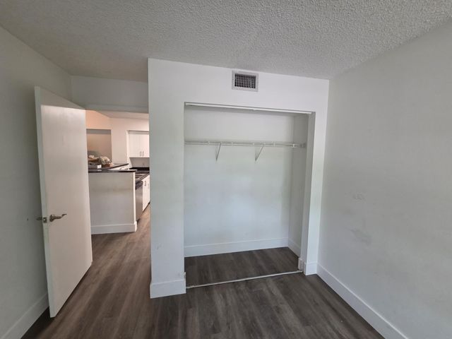 12112 St.andrews Place 212, Miramar, FL 33025