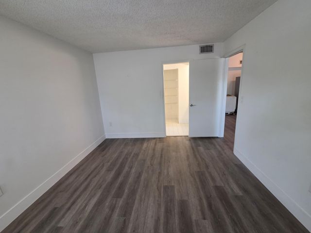 12112 St.andrews Place 212, Miramar, FL 33025