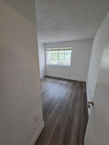 12112 St.andrews Place 212, Miramar, FL 33025