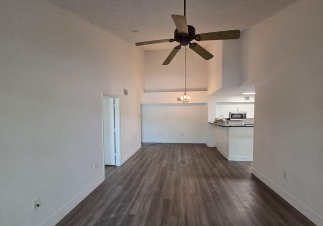 12112 St.andrews Place 212, Miramar, FL 33025
