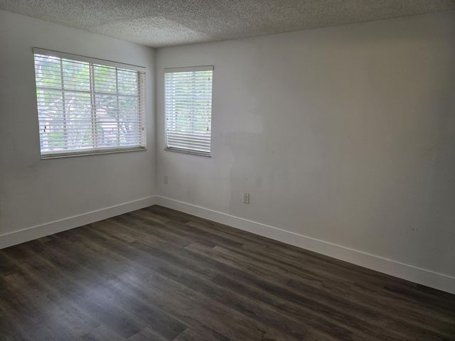 12112 St.andrews Place 212, Miramar, FL 33025