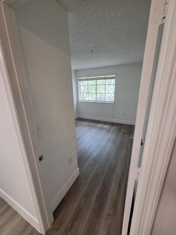 12112 St.andrews Place 212, Miramar, FL 33025