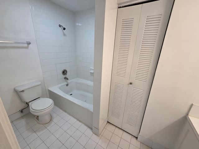 12112 St.andrews Place 212, Miramar, FL 33025