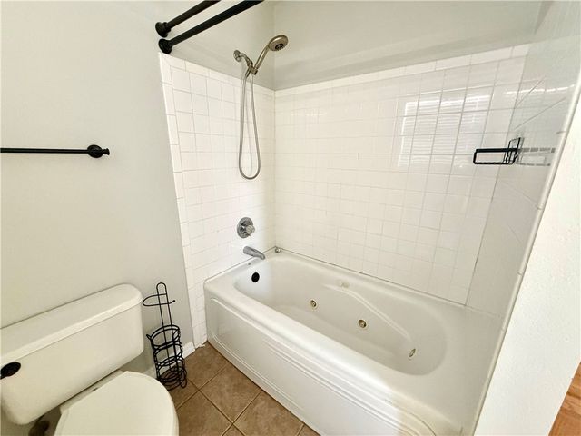 2003 S Utica Avenue, Russellville, AR 72802