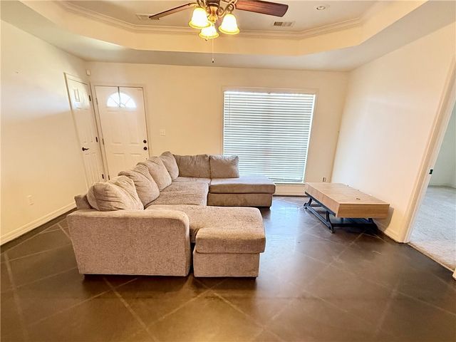 2003 S Utica Avenue, Russellville, AR 72802