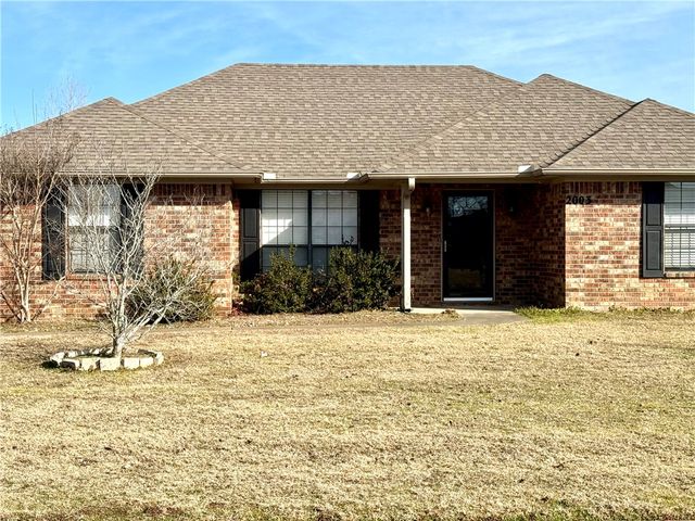 2003 S Utica Avenue, Russellville, AR 72802