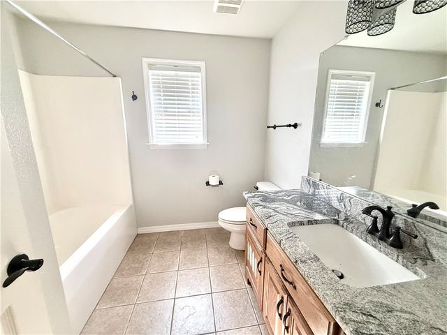 2003 S Utica Avenue, Russellville, AR 72802