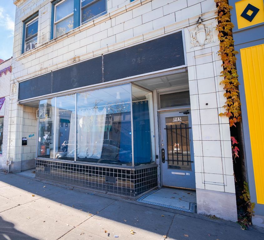 985 Payne Avenue, Saint Paul, MN 55130