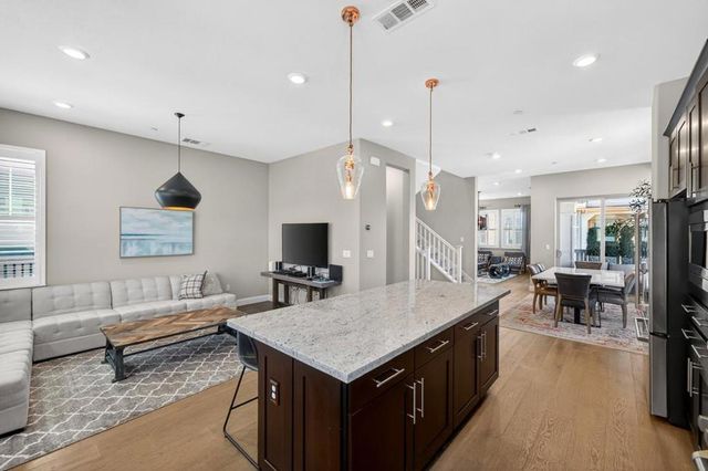 1580 Hidden Creek Lane, Milpitas, CA 95035