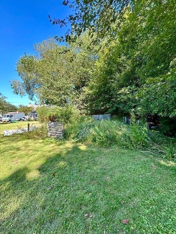 2205 Washington 2, Canton, MA 02021