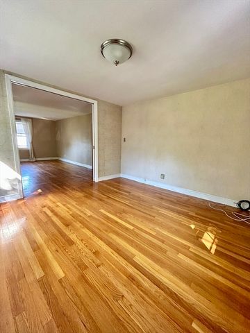 2205 Washington 2, Canton, MA 02021