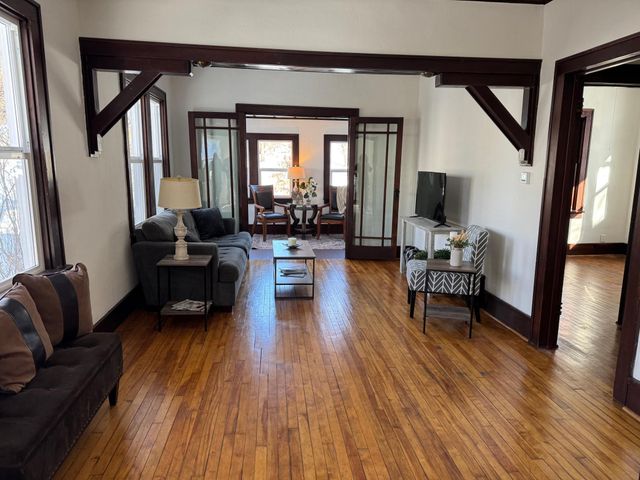 306 E 2nd Street, Albert Lea, MN 56007