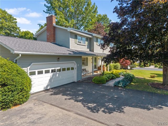 4776 Edgeworth Drive, Manlius, NY 13104