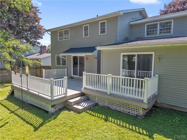 4776 Edgeworth Drive, Manlius, NY 13104