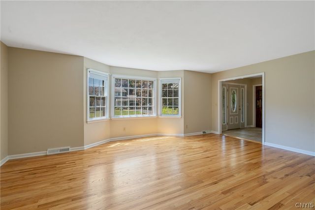 4776 Edgeworth Drive, Manlius, NY 13104